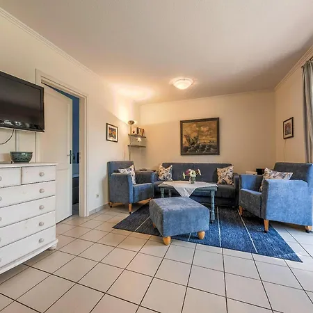 In With A Balcony Apartment